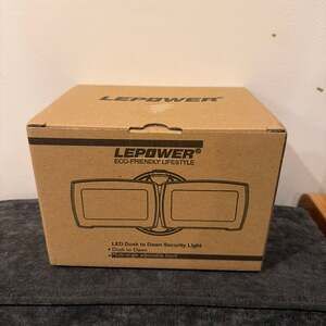 LEPOWER LED Dusk to Dawn Security Light Outdoor Flood Light NIB